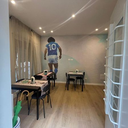 ホテル La Casa Di Ily ナポリ エクステリア 写真