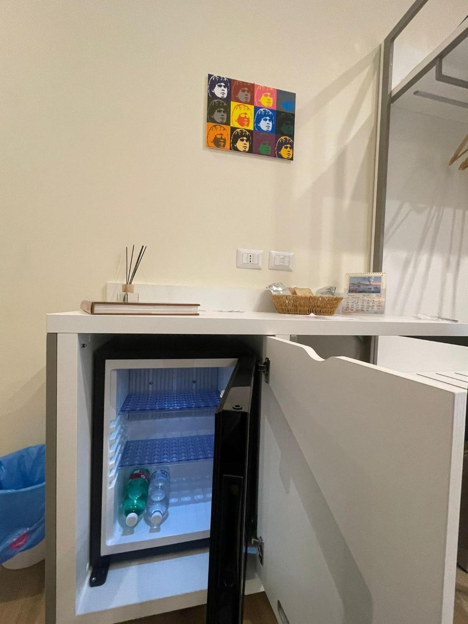 ホテル La Casa Di Ily ナポリ エクステリア 写真