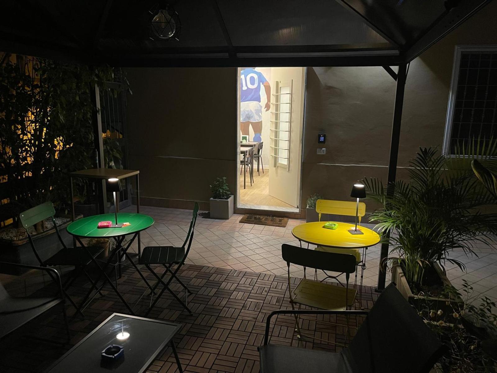 ホテル La Casa Di Ily ナポリ エクステリア 写真
